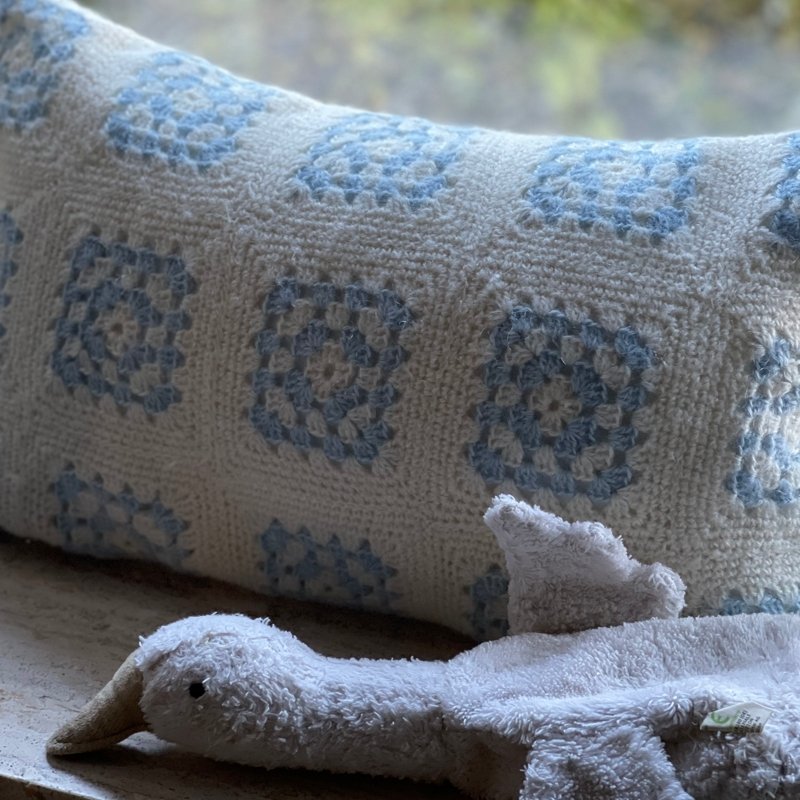 moutty Le coussin crochet Agathe