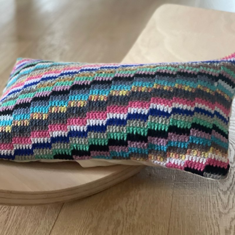 moutty Le coussin crochet Barbara