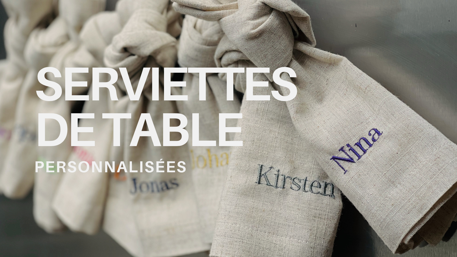 serviette de table personnalisée prénom texte logo 