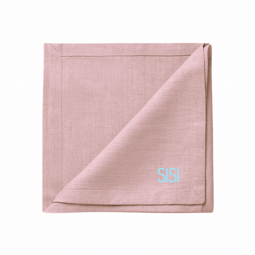 serviette de table avec une broderie prénom texte personnalisation serviette de table personnalisable