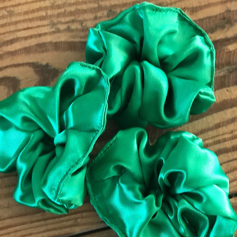 moutty Le chouchou Bun - Satin vert Le chouchou Bun - Tous coloris confondus