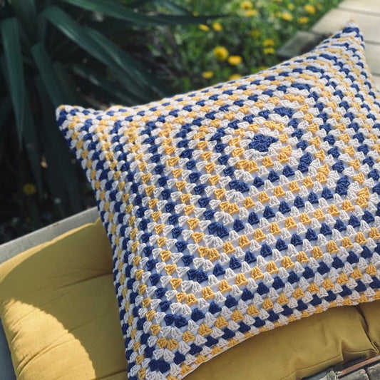 moutty Le coussin crochet Anastasia